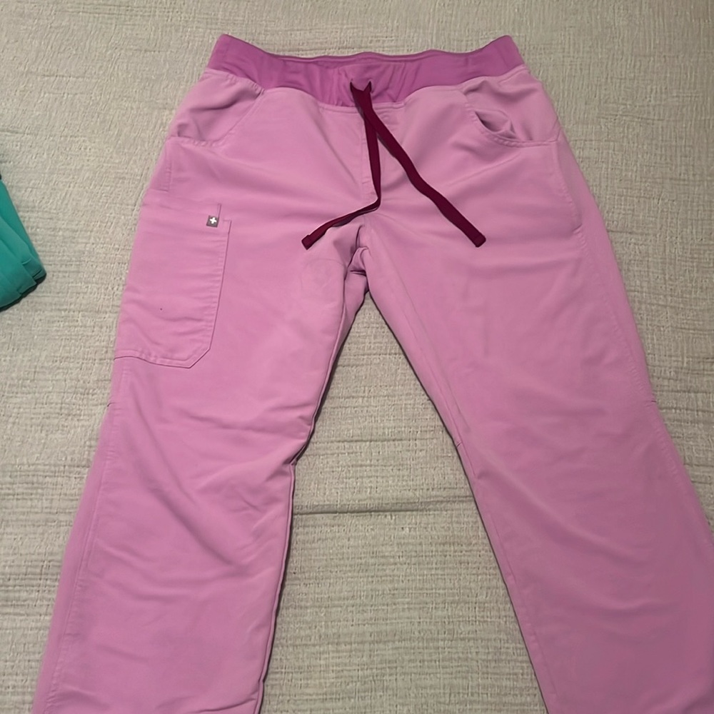FIGS kade pants- Orchid